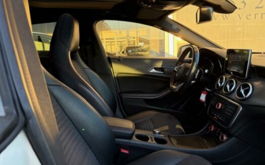 CLA Shooting Brake 220 d Fascination 7G-DCT